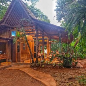 Warung Kangen Desa, Pengobat Rindu Kehidupan Kampung