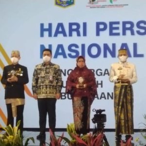 Walikota Mojokerto Terima Anugerah Kebudayaan PWI Pusat 2021