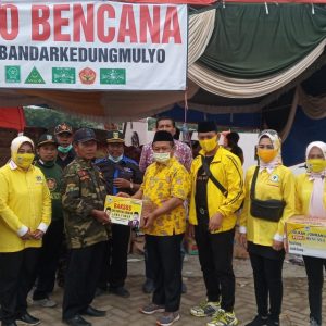 Golkar Jatim Turun ke Lokasi Banjir Jombang