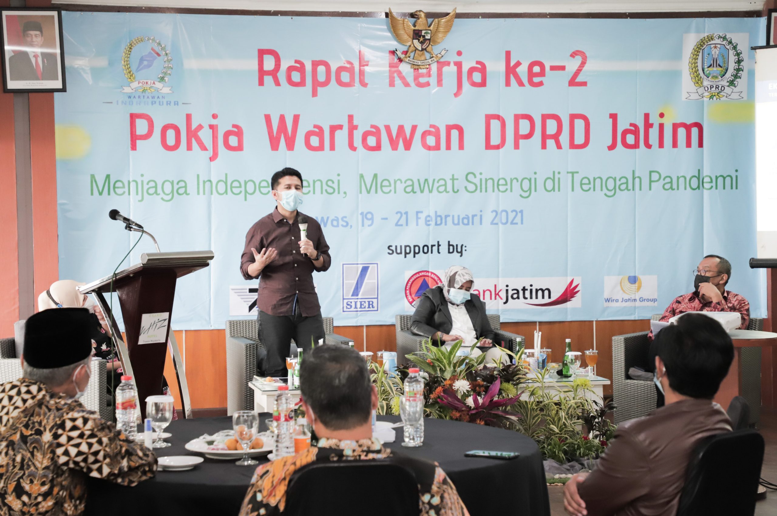 Didepan Wartawan Pokja DPRD Jatim, Wagub Emil: UMKM Perlu Lakukan Adaptasi Usaha