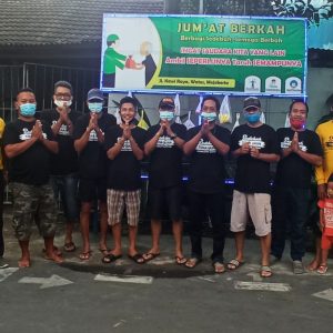 Sembako “Jum’at Berkah” Warga Kawi Perum Wates