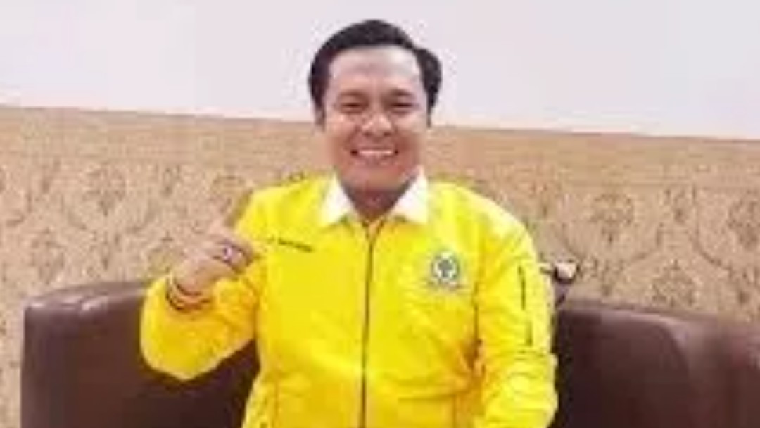 Pendidikan Politik ala Ketua Golkar Surabaya