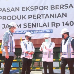 Gubernur BersamaTiga Menteri Lepas Ekspor Senilai 140 Miliar