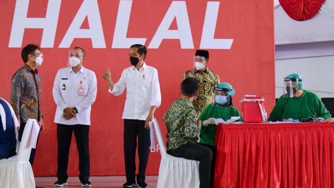 Jokowi Target 1 Juta Vaksinasi Setiap Hari di Bulan Juli