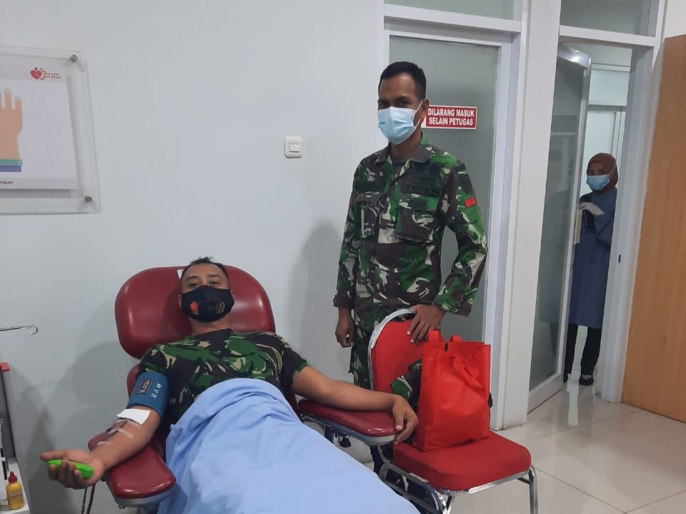 Ketua PMI Ikut Serta, SembilanAnggota TNI Donor Konvalesen