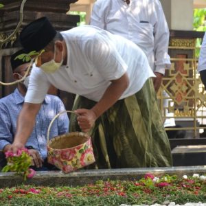 M. Sarmuji : Hari Santri, Momentum Tepat Meneladani Semangat Juang KH. Hasyim Asy’ari