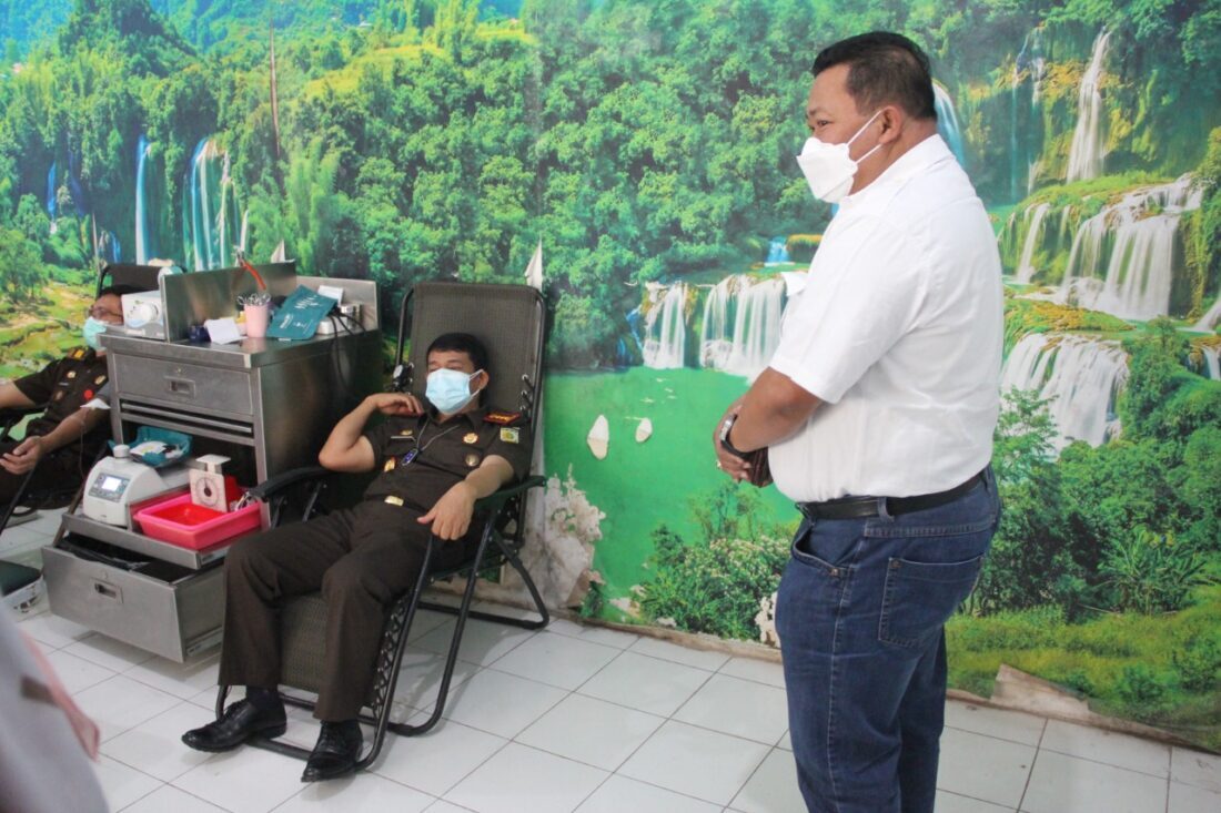 Kajari Jember: Donor Darah Aktif Malah Bikin Badan Tambah Enak dan Sehat