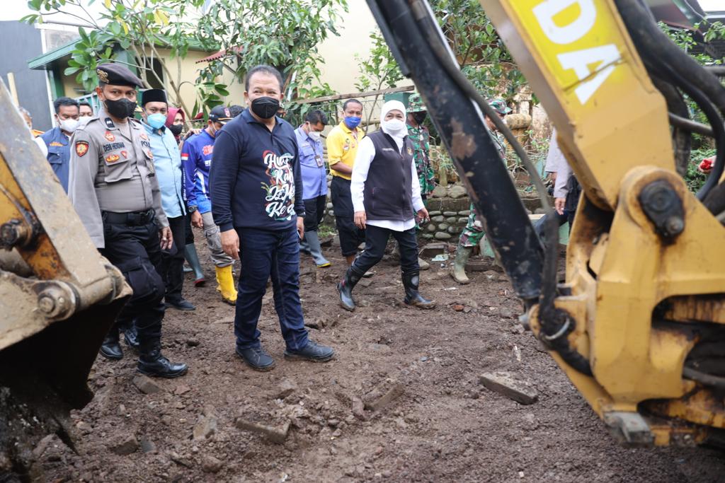 440 Rumah Terkena Dampak, Gubernur Khofifah Tinjau Banjir Bandang Jember