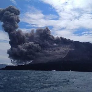 Masyarakat di Wilayah KRB Gunung Anak Krakatau Diminta Siaga