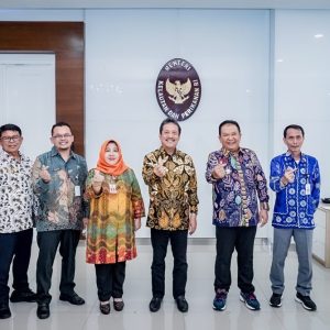 Menteri KKP Respon Upaya Bupati Jember Majukan Nelayan