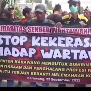 Unjuk Rasa Tuntut Aparat Usut Penculikan & Penganiayaan Wartawan