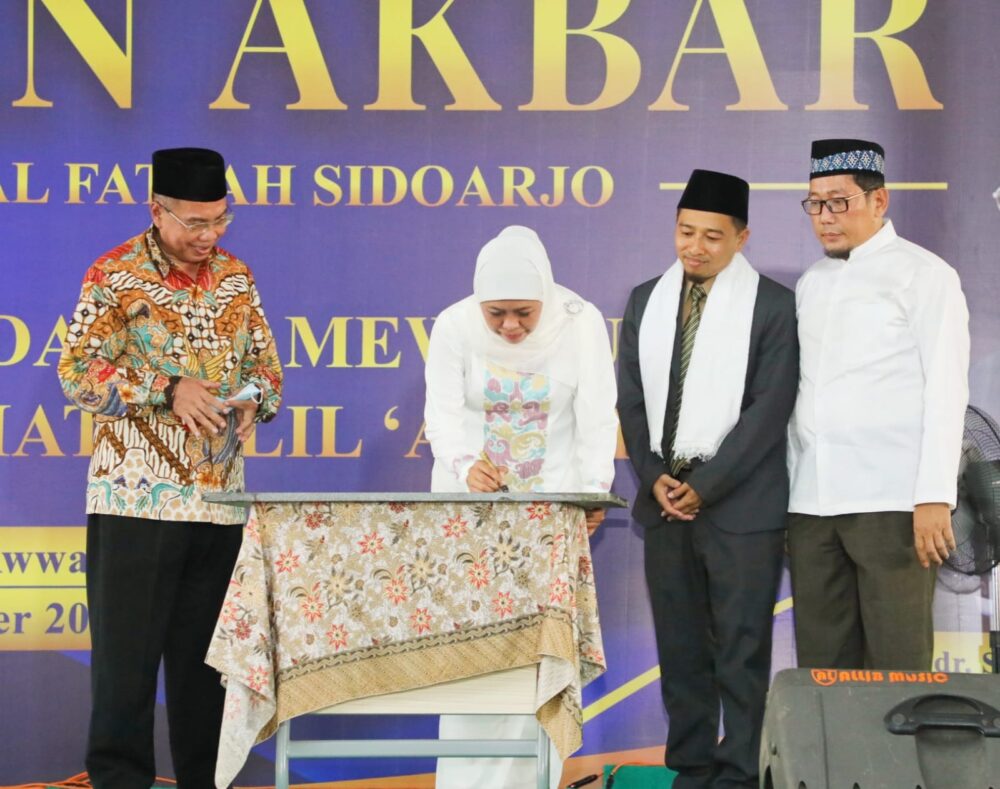 Resmikan Asrama Ponpes Al Fattah Sidoarjo, Gubernur  Sampaikan Empat Pesan