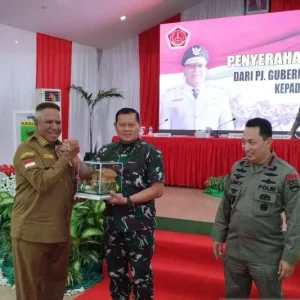 TNI-Polri Selalu Siap Mengawal Kebijakan Pemerintah.