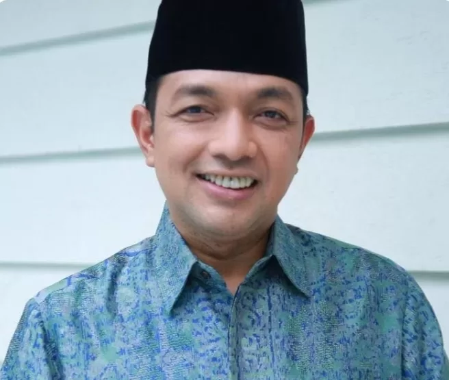 Gus Hans Pamitan ke Sarmuji dan Kader Golkar