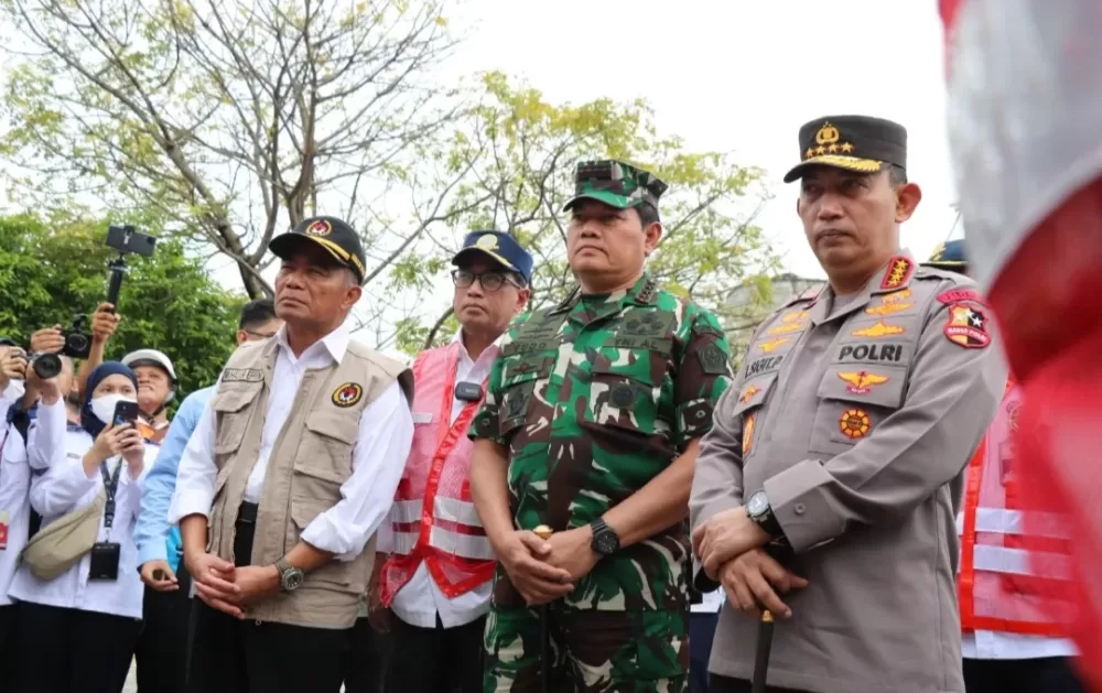 Blusukan Cek Kesiapan Mudik, Menko Muhadjir: Pelabuhan Ciwandan Sudah Oke