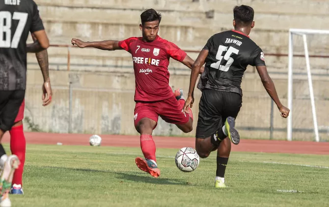 Jelang Lawan Persebaya, Persis Kehilangan Irfan Jauhari