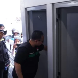 Persiapan 99 Persen, Menteri Yaqut C Qoumas Cek Tenda dan Toilet di Mina