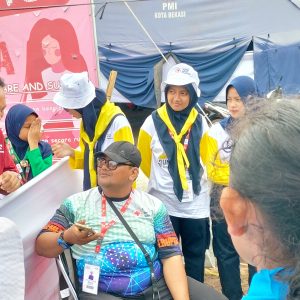 Hujan Deras Disertai Angin, Tenda PMR Jatim Di Kalianda Berantakan