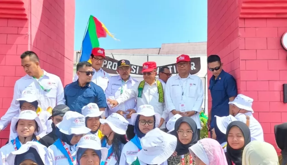 Ketum PMI HM. Jusuf Kalla Kunjungi Tenda PMR Jatim