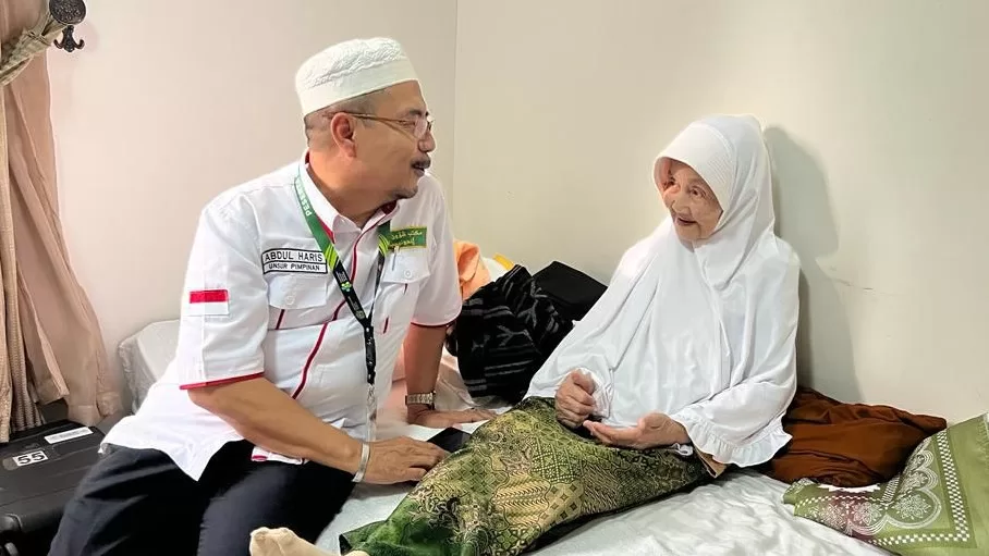 Cerita Mbah Hj. Roeli Winarni Jemaah Haji Asal Denpasar Mendapat Layanan Istimewa Mulai Sarapan hingga Zamzam 10 Liter