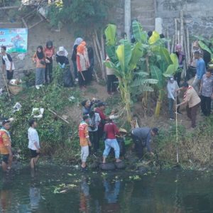 Ning Ita Aktifkan Program Kali Bersih