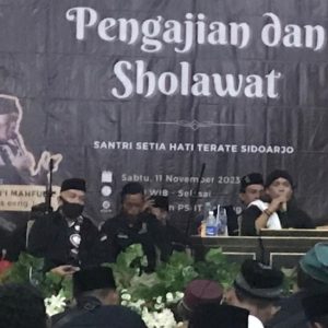 Lantunan Shalawat Getarkan Padepokan PSHT Cabang Sidoarjo