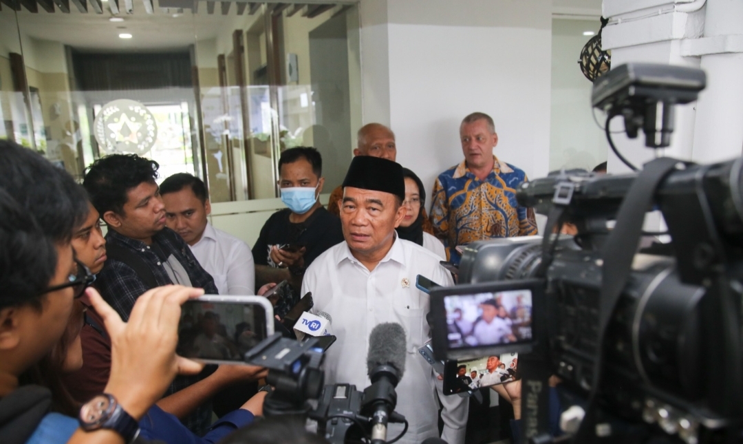 Ancaman Baru Silent Pandemic, Menko Muhadjir Minta Masyarakat Hati- hati Menggunakan Antibiotik