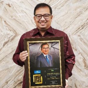 Direktur Pegadaian Raih CFO Award 2023