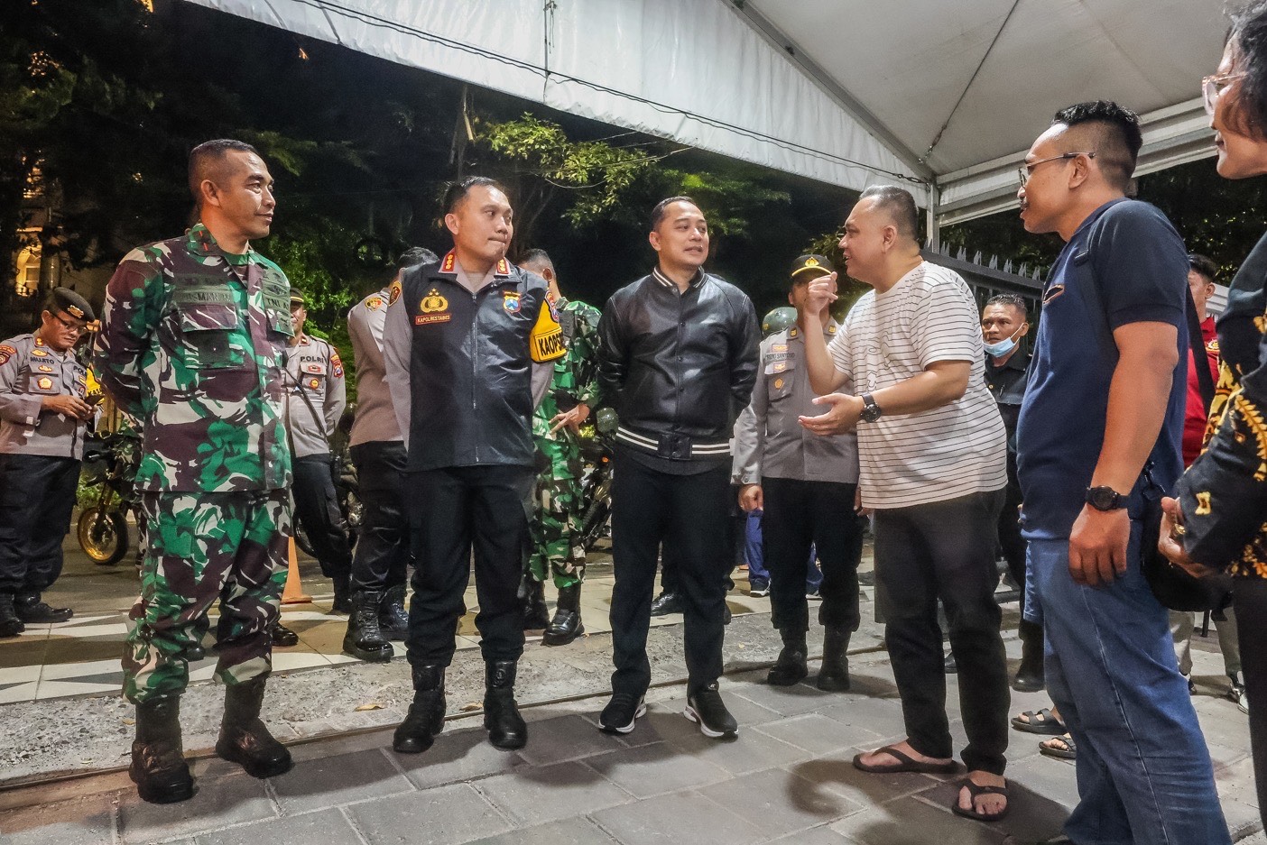 Patroli Gabungan Skala Besar Lakukan Pengamanan Nataru di Kota Surabaya