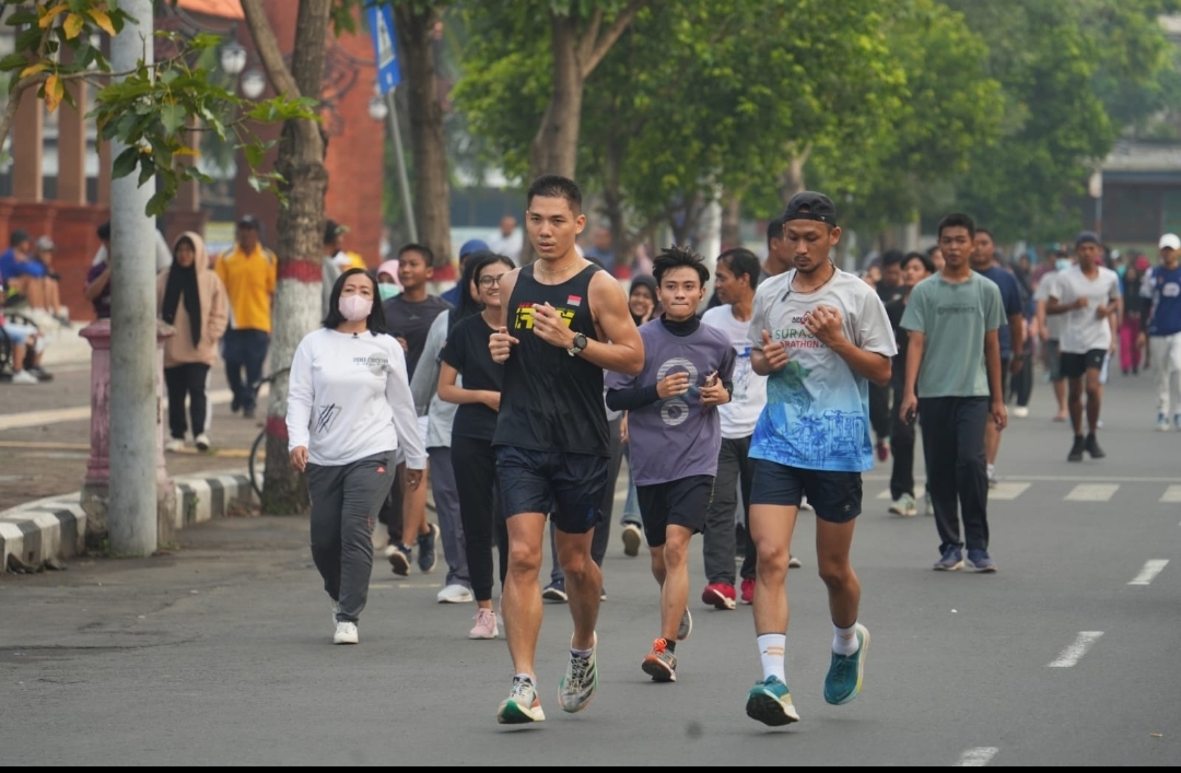 Beri Tempat Aktifitas Warga, PJ. Walikota Ali Kuncuro, Ubah Bunderan Alun-Alun Bebas Kendaraan Bermotor