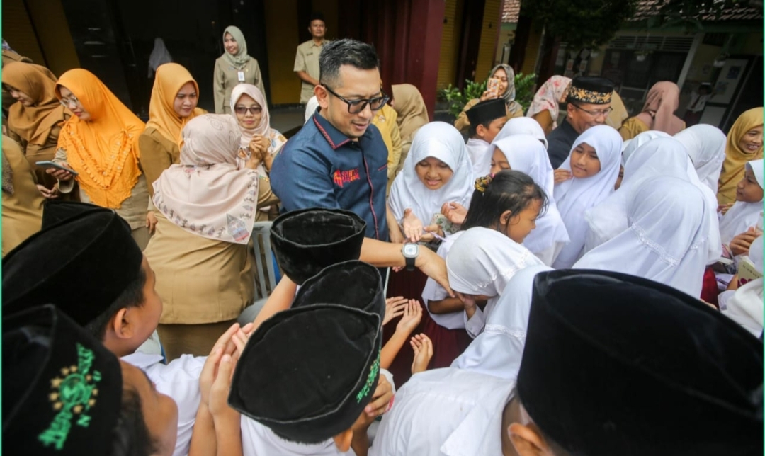 Tingkatkan Kwalitas Pendidikan Dana BOS SD–SMP Kota Mojokerto Naik 23,5 Miliyar