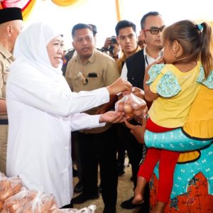 Kucurkan Bansos dan Zakat Produktif Untuk Tekan Kemiskinan