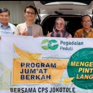 Melalui Program Jum’at Berkah Pegadaian Kanwil XII, Bagikan Ribuan Makanan Siap Saji Kepada Masyarakat