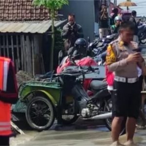 Hujan Tak Kunjung Reda Hingga Kini, Sejumlah Titik Kota Mojokerto Terendam