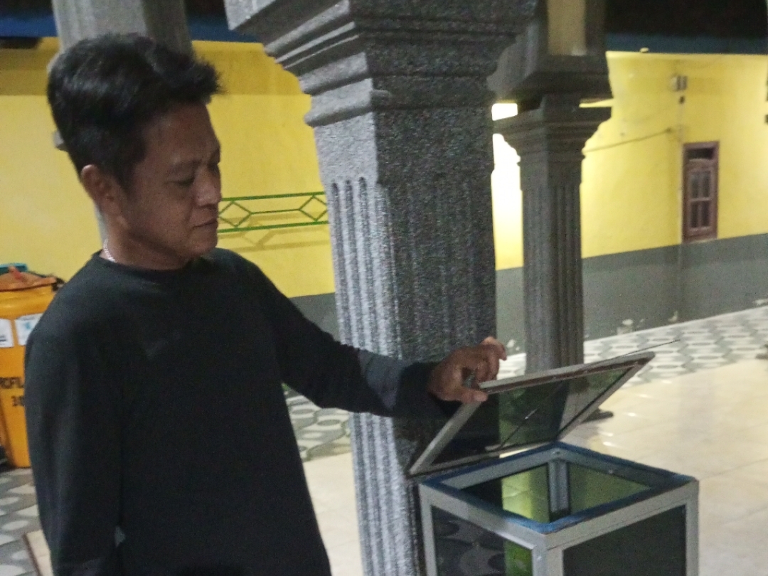 Kotak Amal Masjid Baitul Rohman Dicongkel Pencuri, Uang 2jtaan Amblas