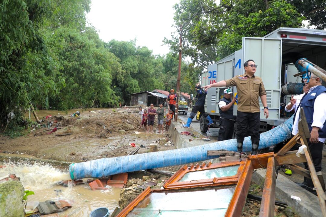 Evakuasi Masyarakat Korban Banjir Bangkalan Diutamakan Lansia