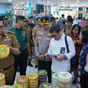 Lindungi Hak Konsumen Jelang Lebaran, Pemkot Mojokerto Sidak Pangan di Pasar