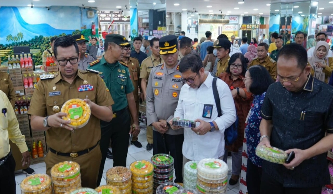 Lindungi Hak Konsumen Jelang Lebaran, Pemkot Mojokerto Sidak Pangan di Pasar