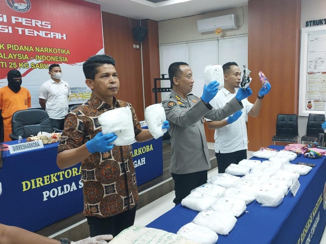 Sabu Asal Malaysia Seberat 25 Kg Beserta Joki Ditangkap di Donggala