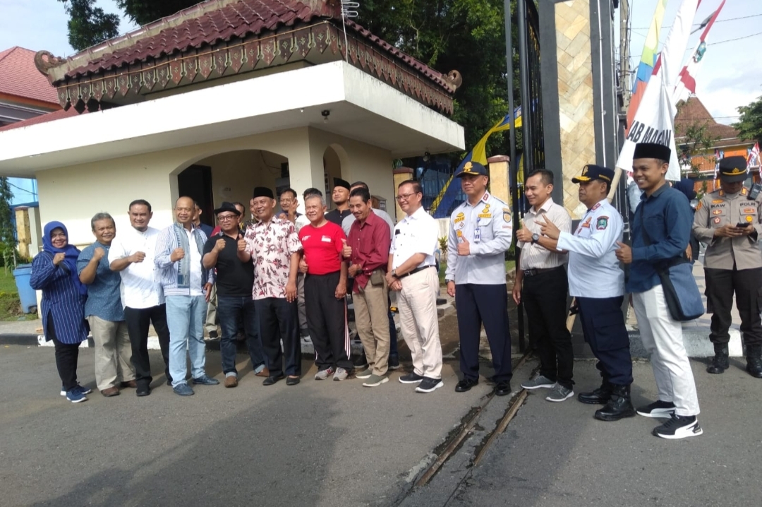 Hergunadi Lepas Pemberangkatan Arus Balik Mudik Gratis Warga Magetan Menuju Jakarta