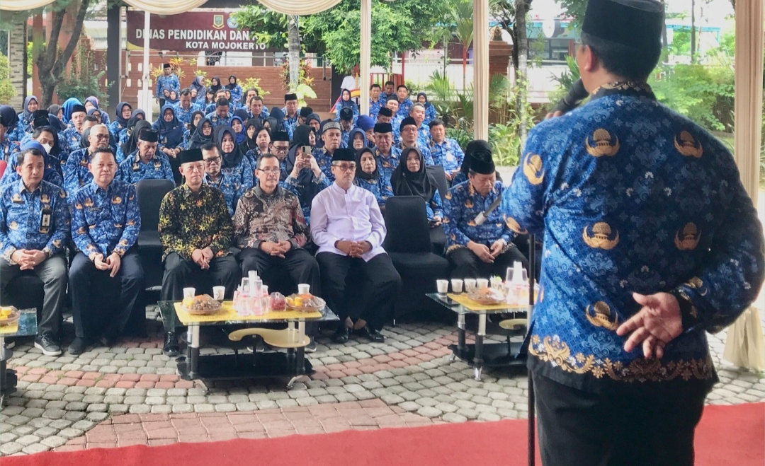 Antisipasi DBD Serang Pelajar , Dikbud Minta KS Gelar Kerja Bakti di Lingkungan Sekolahan