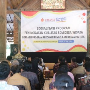 Bupati Ikfina Minta Pegiat Desa Wisata Tinkatkan Kualitas SDM Edukasi