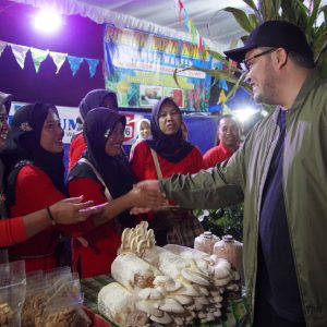 Bupati Kediri Dorong Fasilitasi Perizinan Pelaku UMKM Masyarakat di Desa Duwet