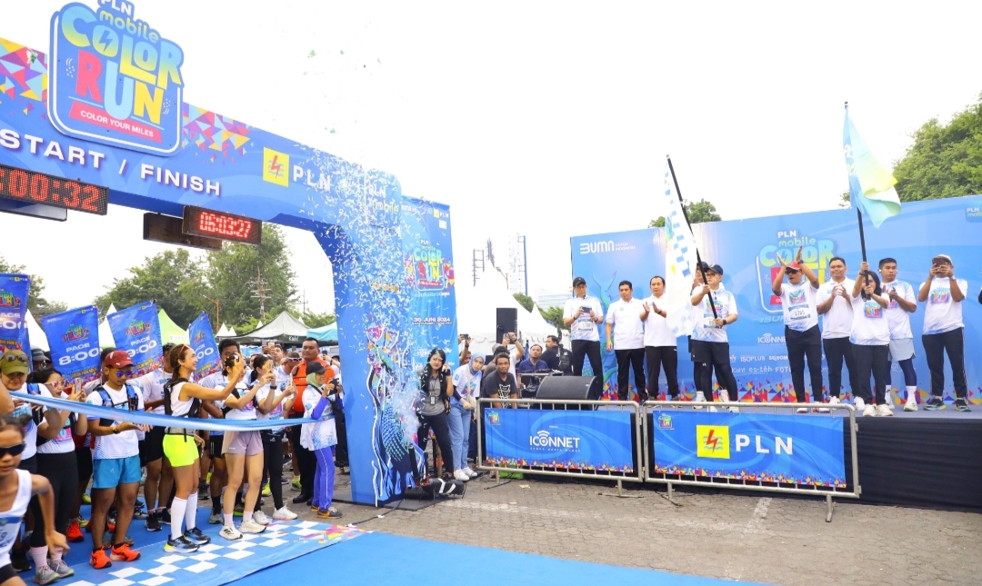 Pj Gubernur Ikut Semarakkan PLN Mobile Color Run 2024,