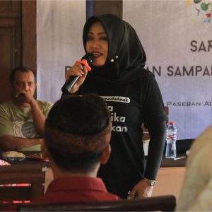 Bupati Ikfina Ajak Masyarakat Kelola Sampah Dimulai  dari  Rumah Tangga