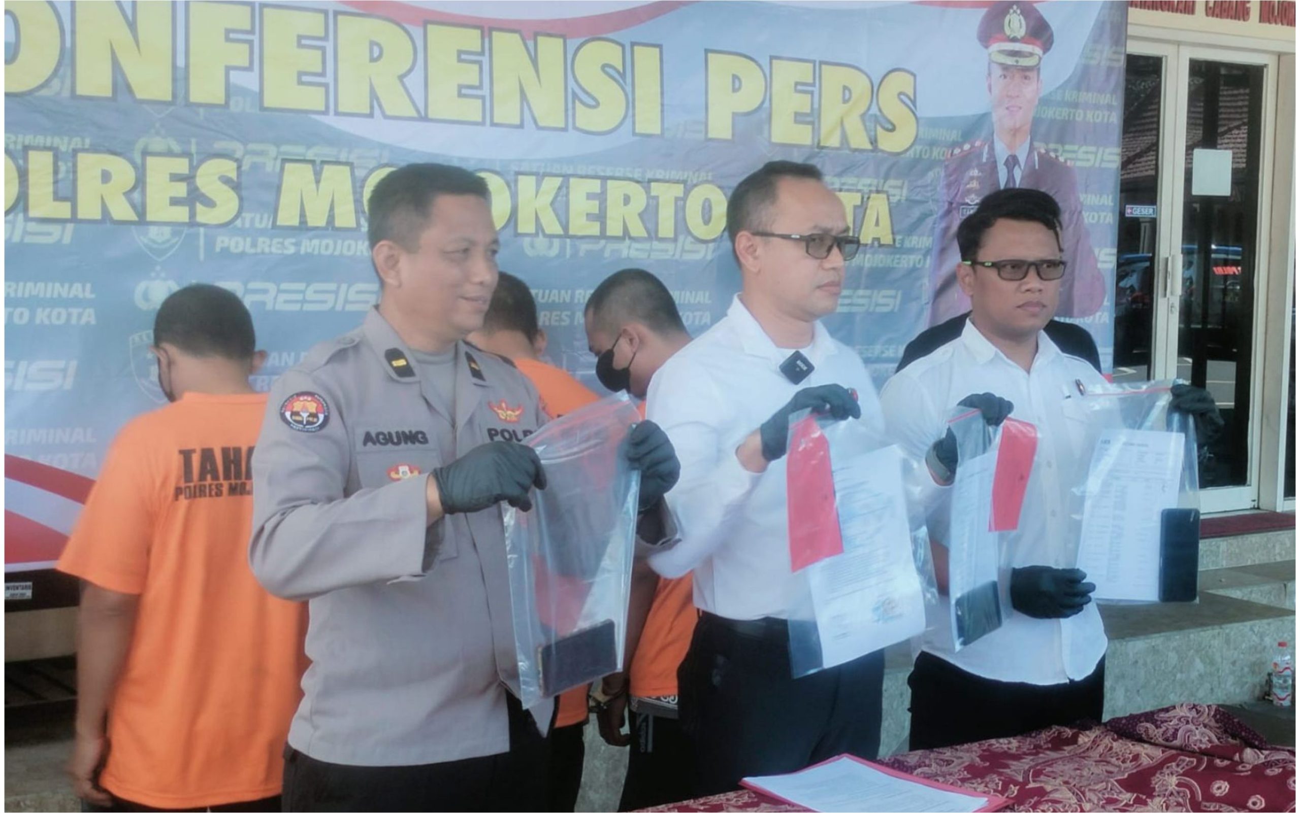 Polresta Mojokerto Ringkus 3 Penadah Mobil Bekedok Rental 