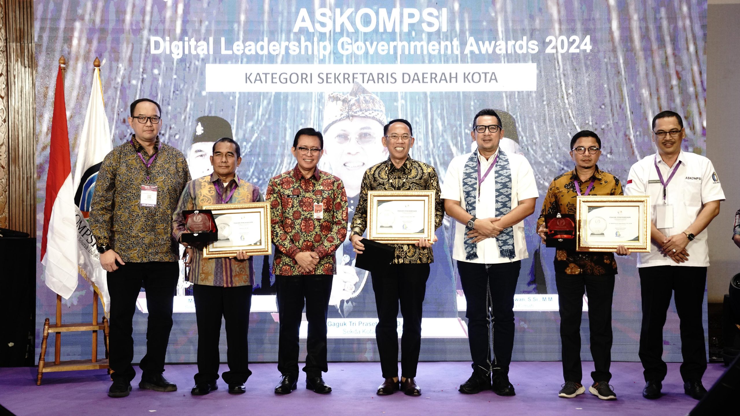 Jadi Sekda Kota Terbaik Antar Gaguk Tri Prasetyo  Raih Anugerah ADLG Awards 2024