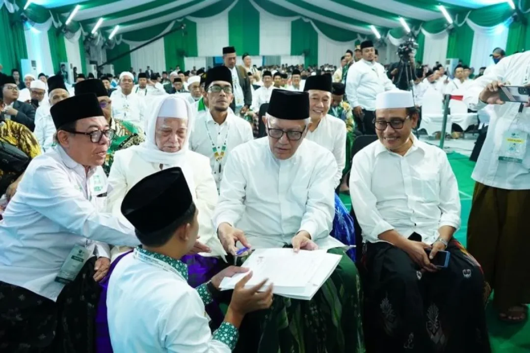 Konferwil PWNU Jatim, Gus Kikin Terpilih Jadi Ketua, K.H. Anwar Manshur Rais Syuriah