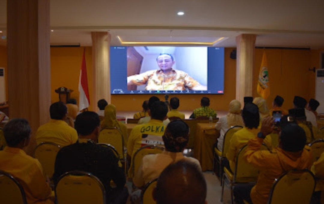 Golkar Serahkan B1-KWK ke 27 Bacakada di Pilkada Jatim, Sarmuji Titip Tiga Point Penting