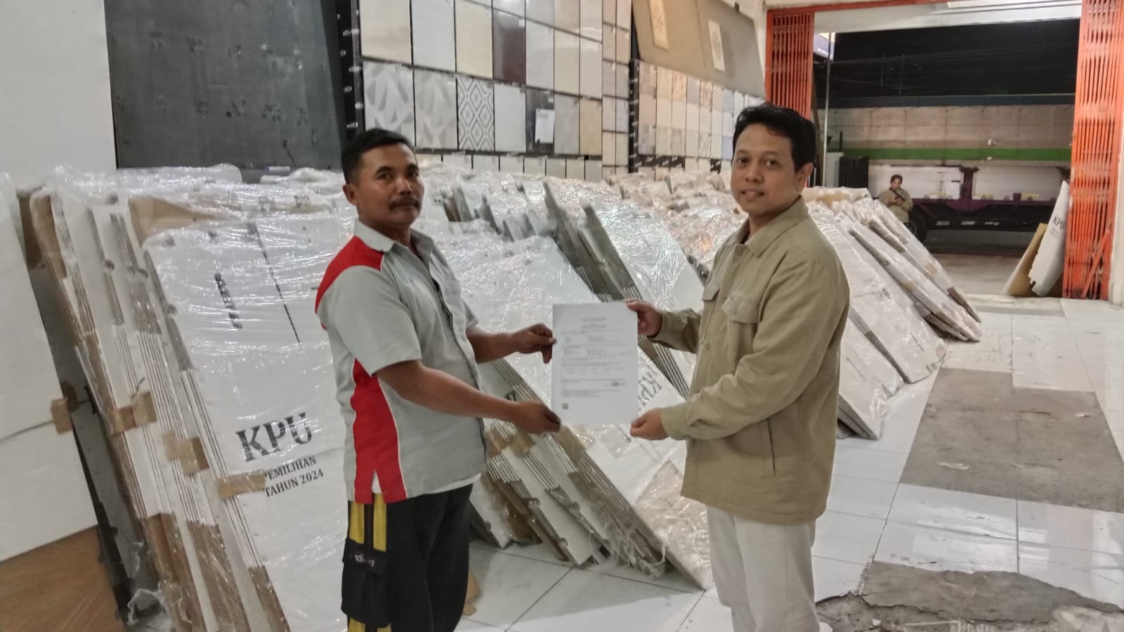 Logistik Pilkada 2024, KPU Kota Kediri Terima 814 Kotak Suara